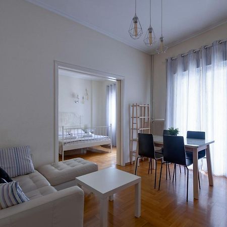 Beautiful 2Bd Apartment Near Historic Center Of アテネ エクステリア 写真