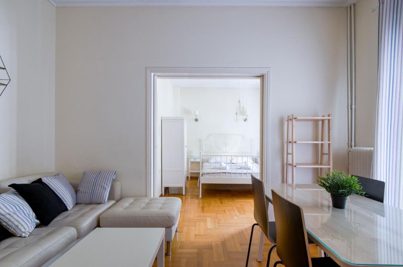 Beautiful 2Bd Apartment Near Historic Center Of アテネ エクステリア 写真