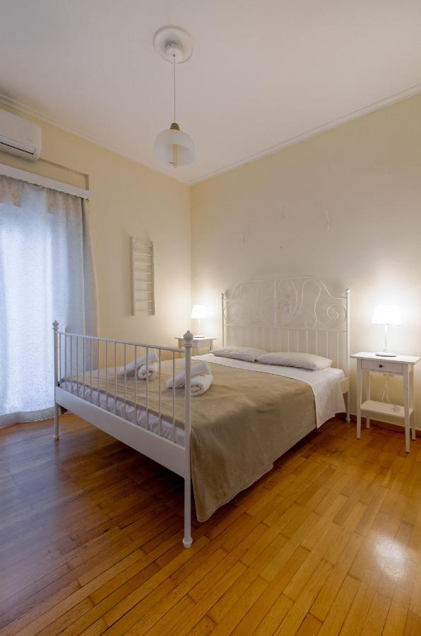 Beautiful 2Bd Apartment Near Historic Center Of アテネ エクステリア 写真