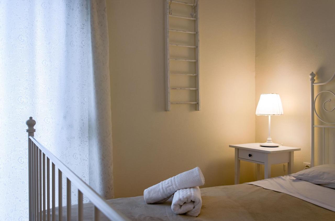 Beautiful 2Bd Apartment Near Historic Center Of アテネ エクステリア 写真