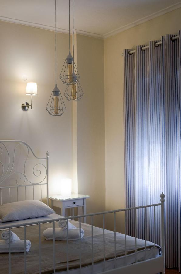 Beautiful 2Bd Apartment Near Historic Center Of アテネ エクステリア 写真