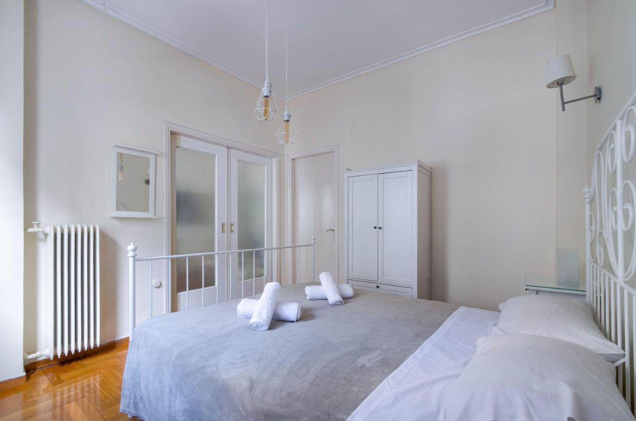 Beautiful 2Bd Apartment Near Historic Center Of アテネ エクステリア 写真
