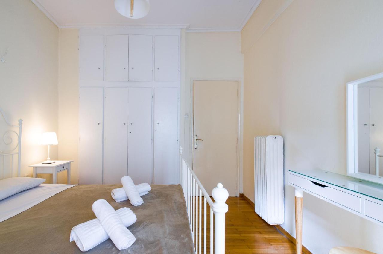 Beautiful 2Bd Apartment Near Historic Center Of アテネ エクステリア 写真