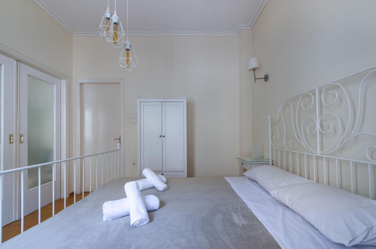 Beautiful 2Bd Apartment Near Historic Center Of アテネ エクステリア 写真